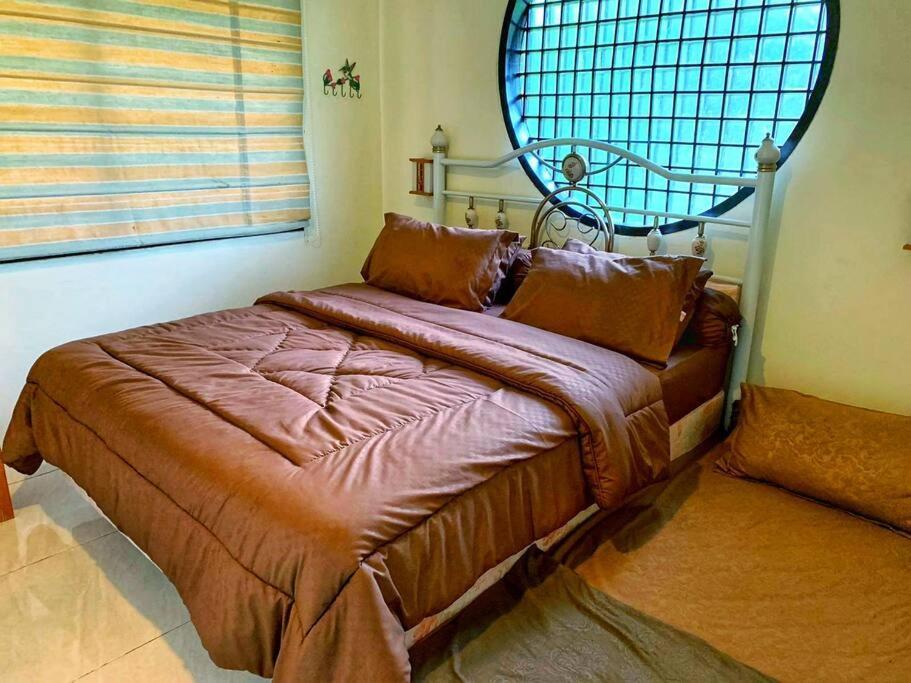 Designer Villa Osaka Puncak Esterno foto